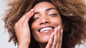 8 hábitos para evitar el envejecimiento prematuro de tu rostro