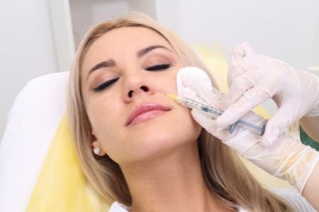 Por qué elegir Profhilo para rejuvenecer tu rostro