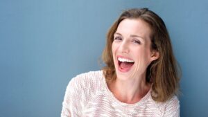 Por qué elegir Profhilo para rejuvenecer tu rostro