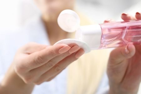 Cómo aplicar el serum de forma correcta en 5 pasos | Clínica LB Medical Spa en Vitacura